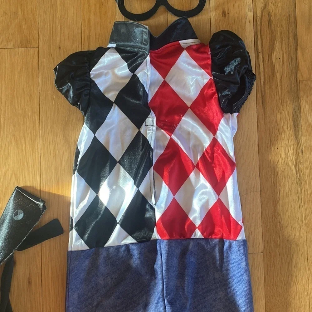 Harley Quinn Girls Halloween Costume Medium - Picture 9 of 11